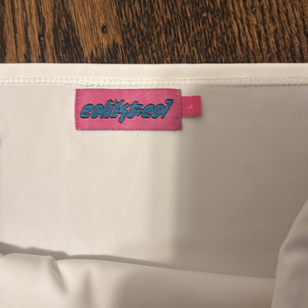 Edikted Darcey White Strapless Cutout Crop Top - Picture 3 of 3